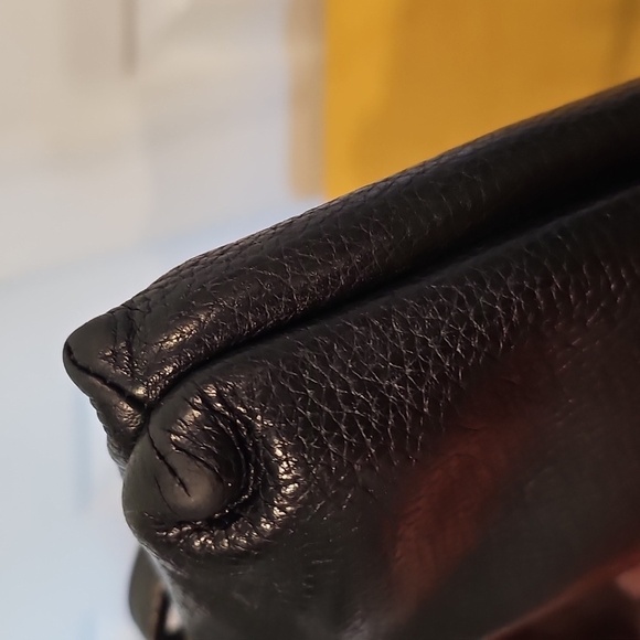 Marc Jacobs Pebbled Leather Crossbody W/COA MSRP $350 - Picture 6 of 16